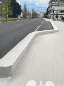 Bordures droites et courbes en granit gris Meaux